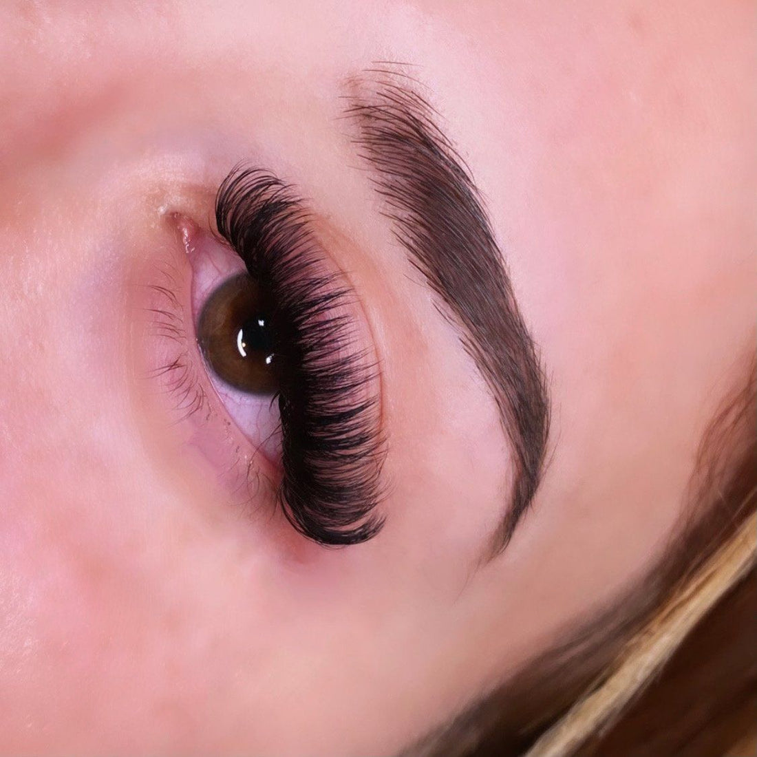 Sådan vedligeholder du dine DasaBeauty Lashes